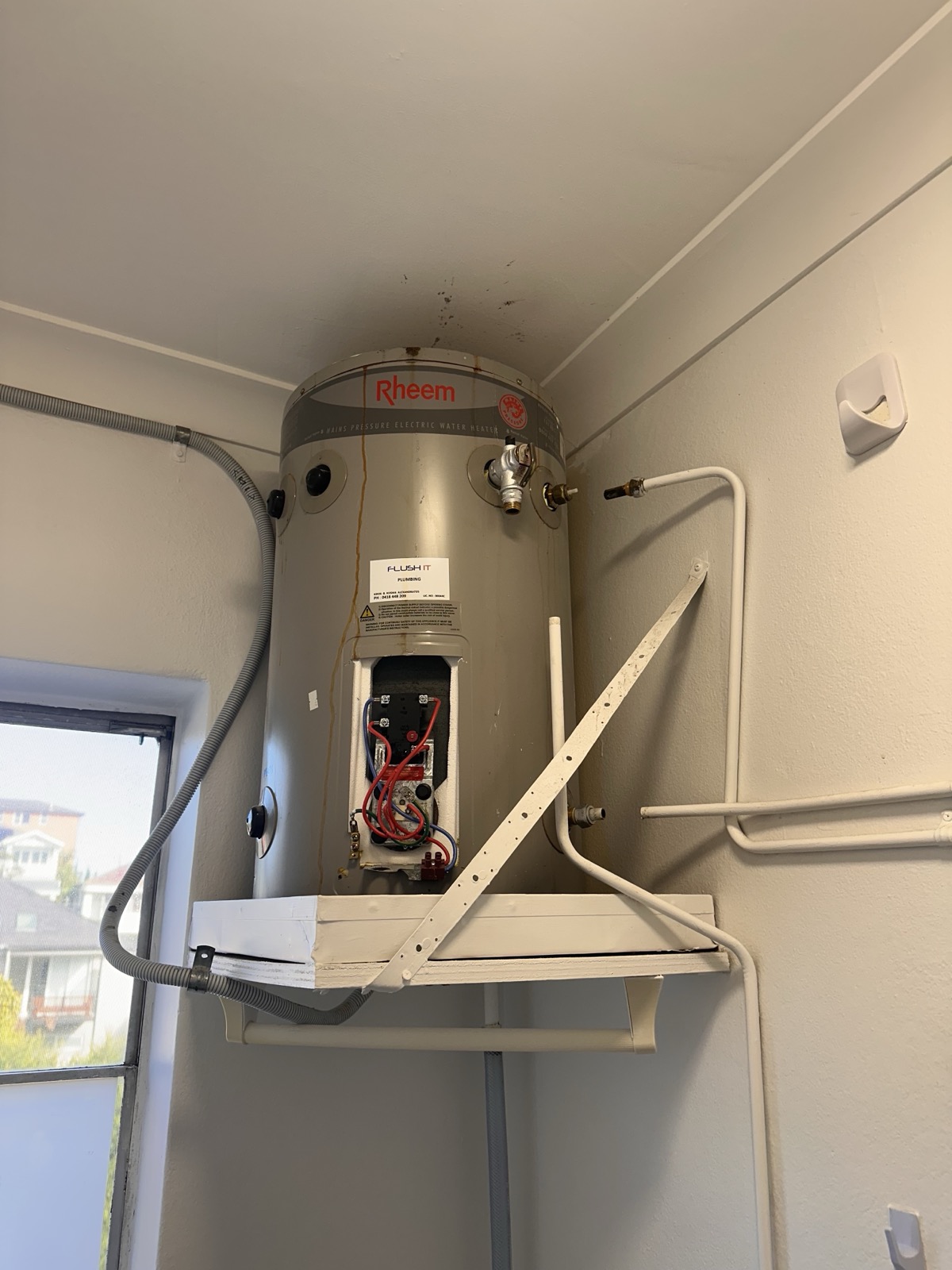 Old Rheem electric storage hot water system removed from an Eastern Suburbs Sydney home during a replacement job by Norton Plumbing